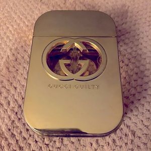 My own Gucci Guilty 2.5 fl oz been used there’s plenty a little spray will do🌷